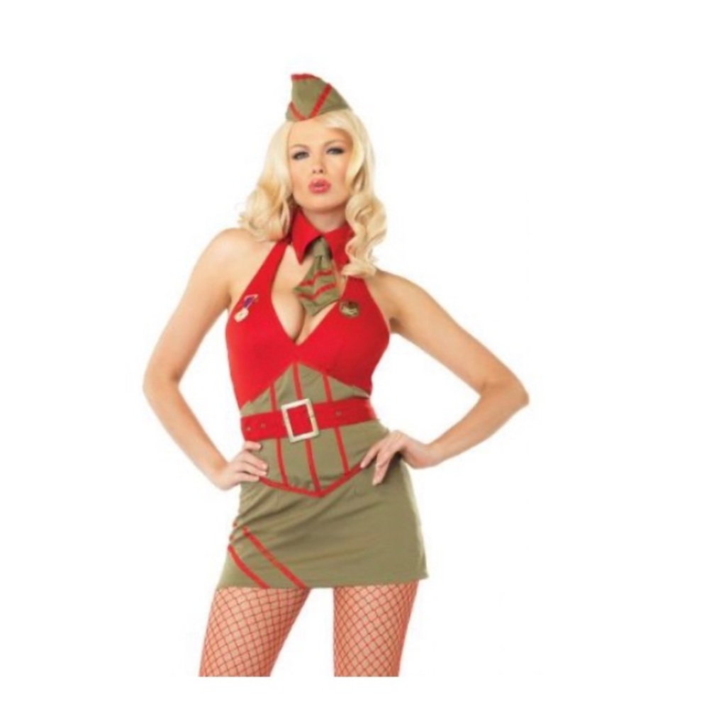 woman Halloween costume